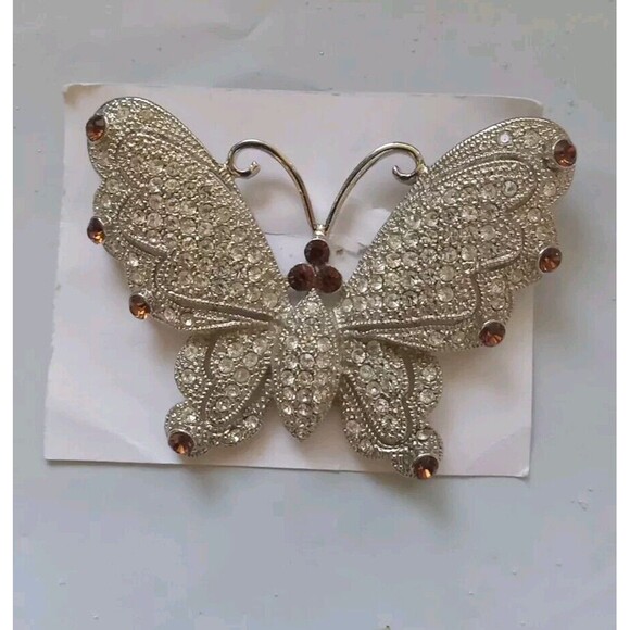 Unbranded Jewelry - Butterfly Clear With Red Pin 2 1/2 Inch D2